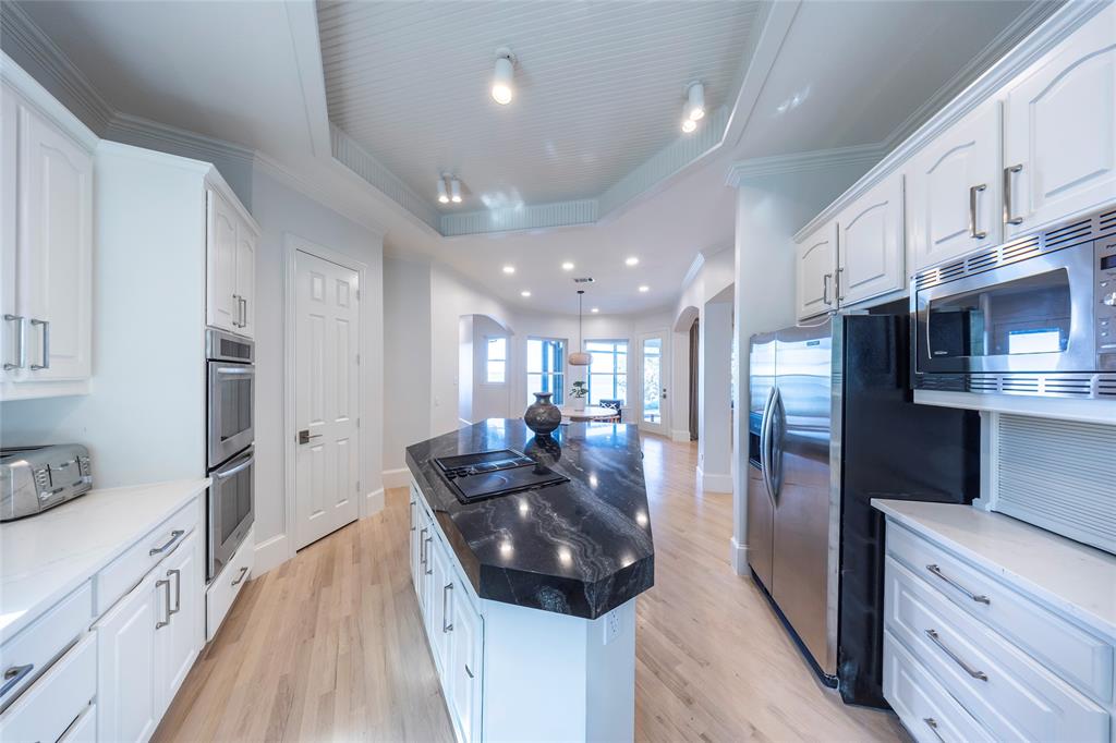 Emerald Sound At Lake Lewisville - Residential