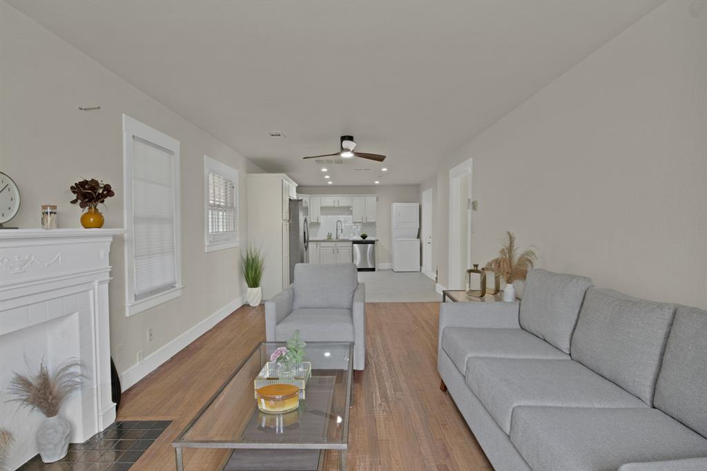 Ravinia Terrace Rev - Residential