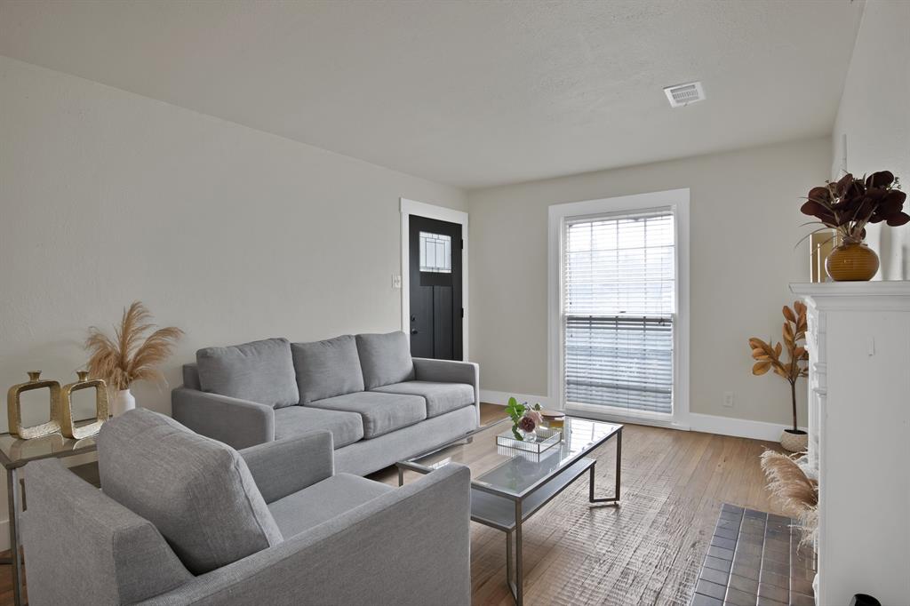 Ravinia Terrace Rev - Residential
