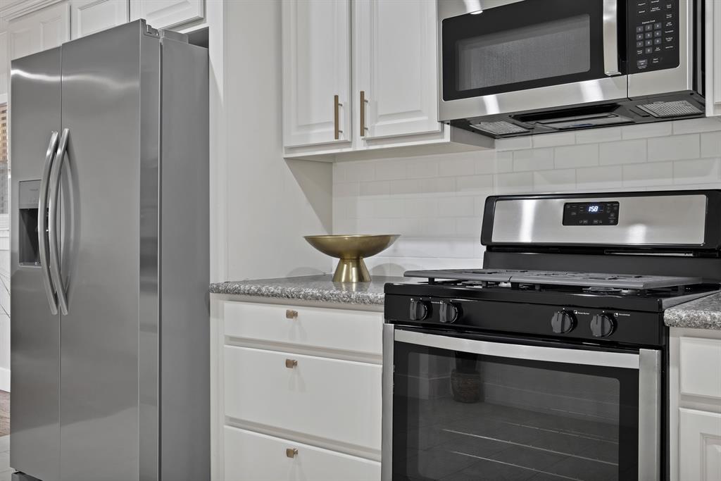 Ravinia Terrace Rev - Residential