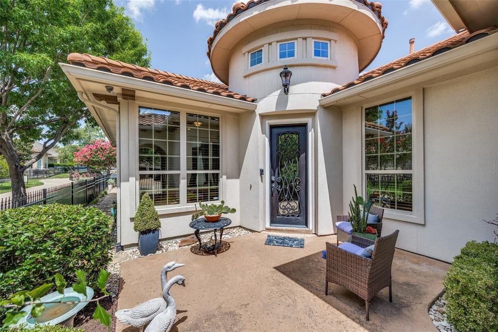6108 Heron Bay Lane