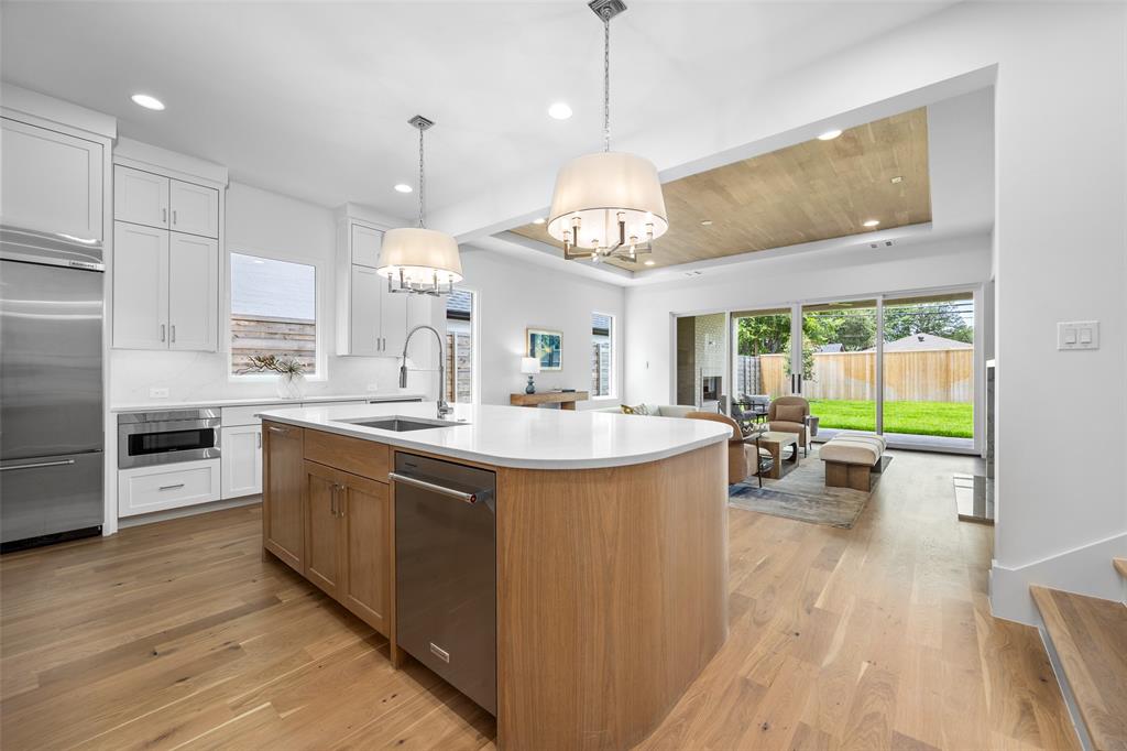 Lovers Lane Heights - Residential