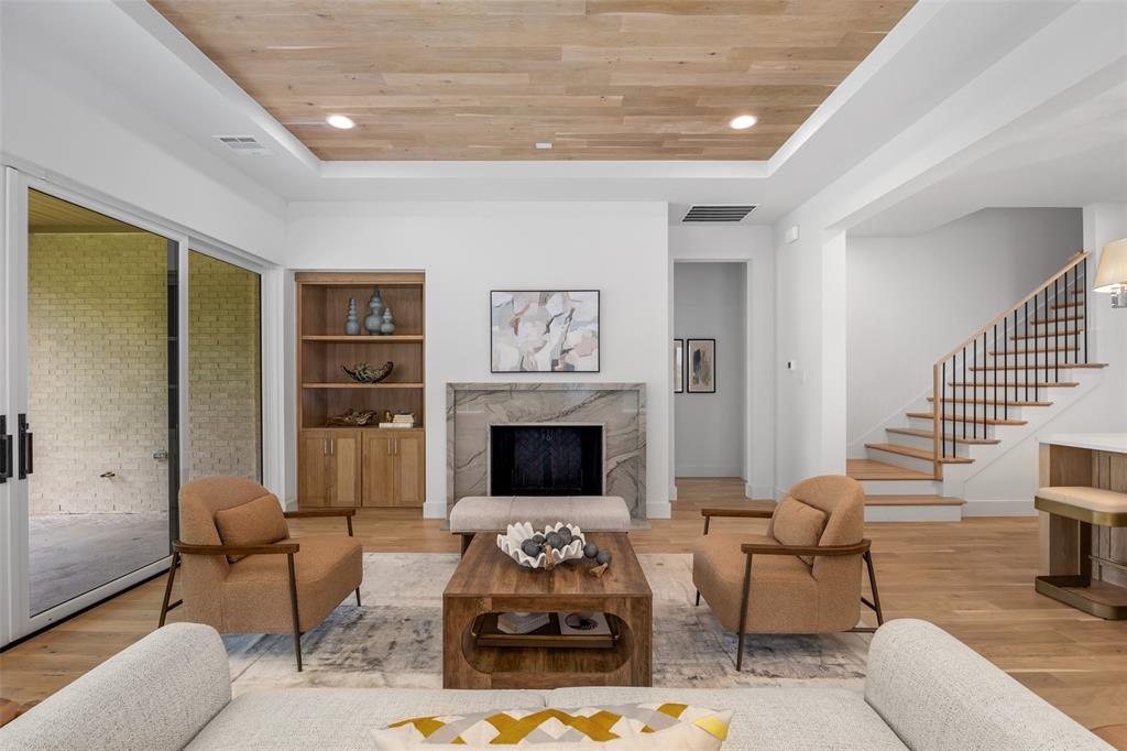 Lovers Lane Heights - Residential