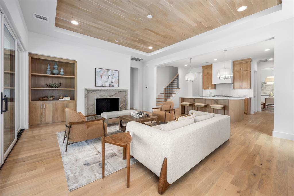 Lovers Lane Heights - Residential