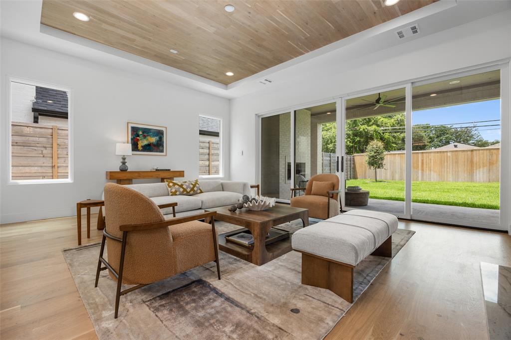 Lovers Lane Heights - Residential