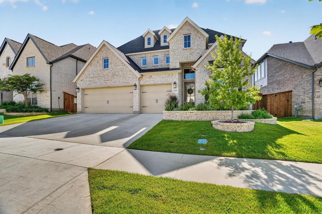 2109 Pleasant Run