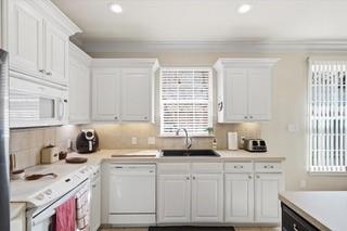 Hollycreek Village - Residential