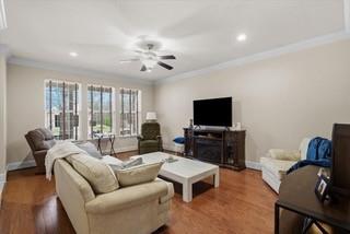 Hollycreek Village - Residential