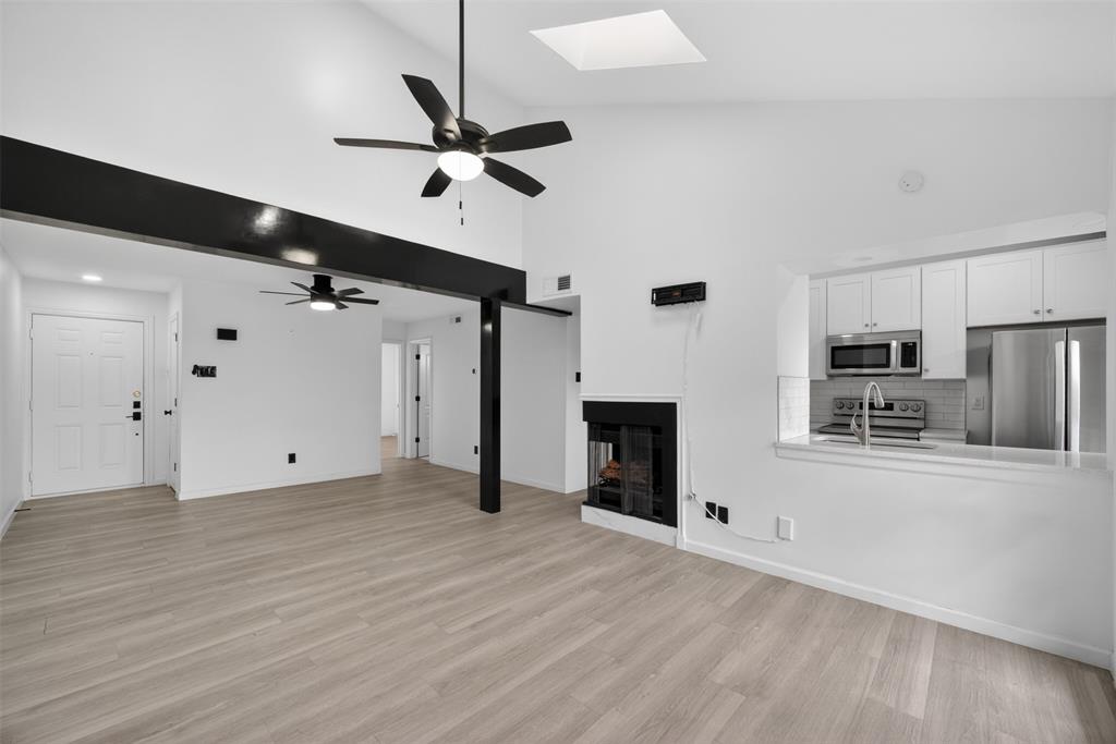 Holly Oaks Twnhms - Residential