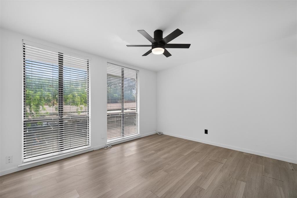 Holly Oaks Twnhms - Residential