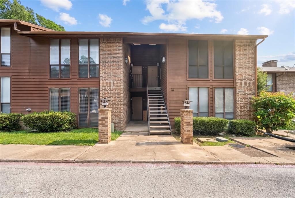 Holly Oaks Twnhms - Residential