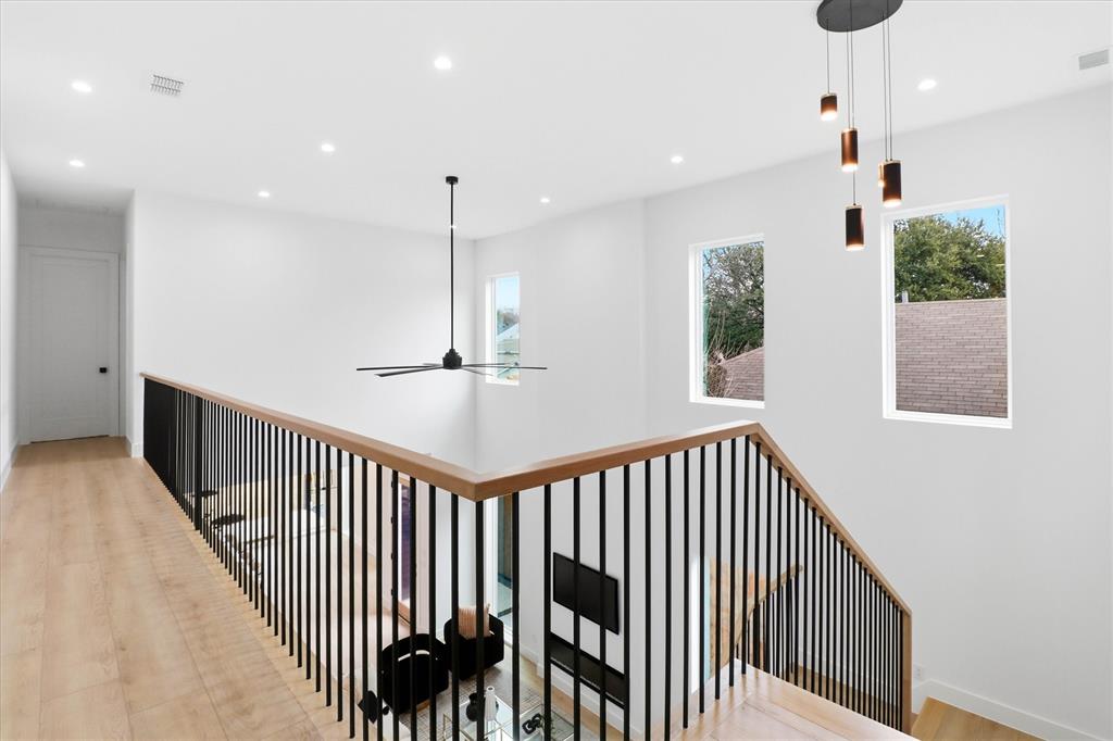 Mount Auburn - Residential