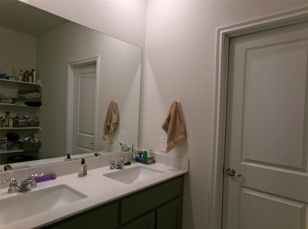 Augusta Square 1 - Residential