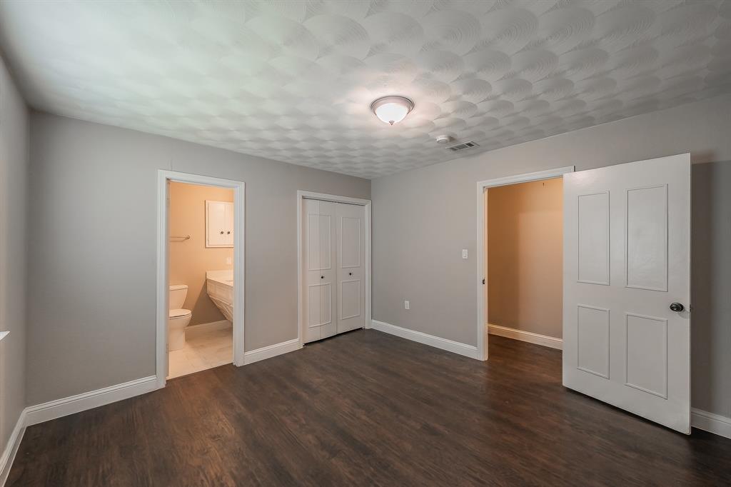 2322 Monteleon Street