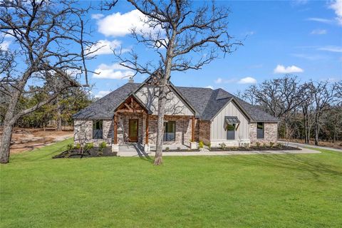 1064 Arbor Vista Drive Azle TX 76020