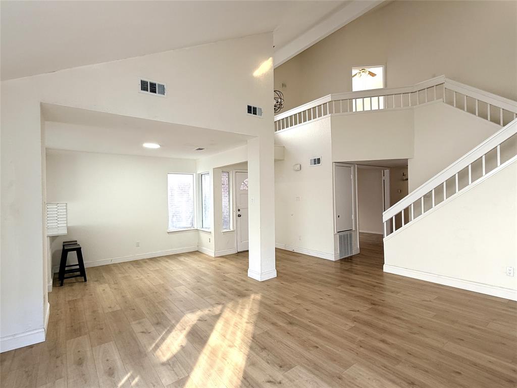 Highlands Pkwy - Residential