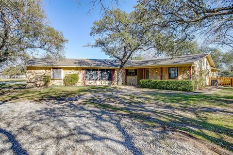 118 Woodcrest Street Weatherford TX 76087