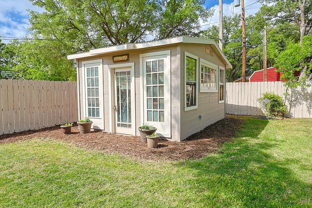 River Oaks - Residential