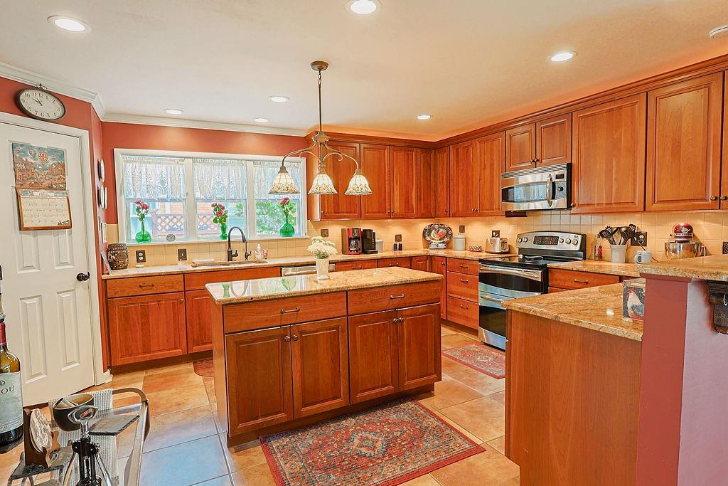 River Oaks - Residential
