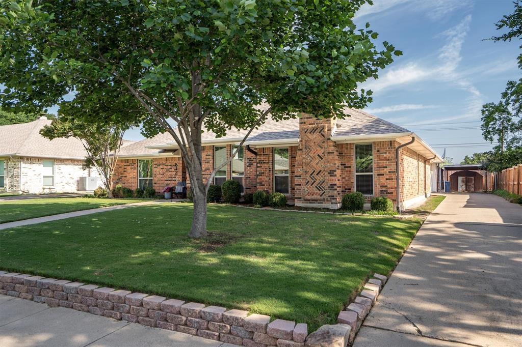 812 Sugarberry Drive