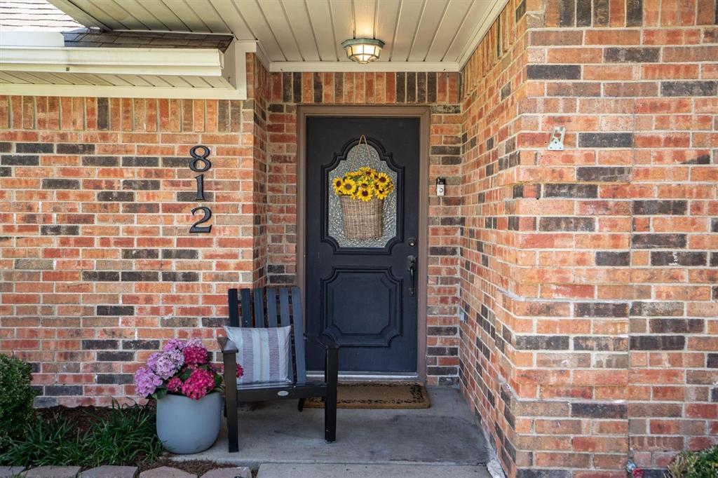 812 Sugarberry Drive