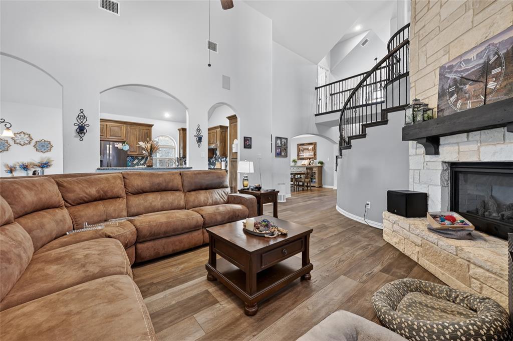 4424 Rainwater Creek Way