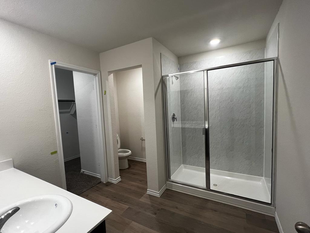 Three Oaks - Residential Lease