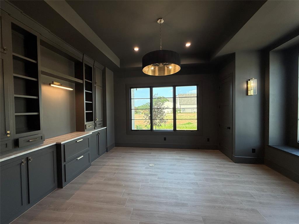 Granbury, Texas 76049, United States, 5 Bedrooms Bedrooms, ,6 BathroomsBathrooms,Residential,Active,157254