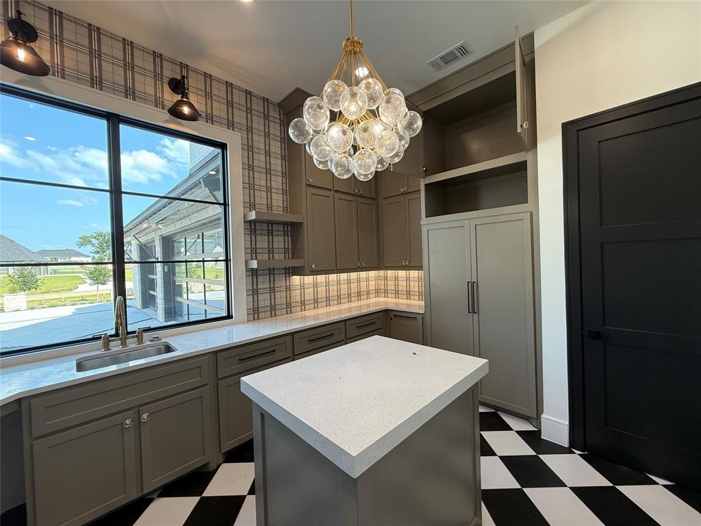 Granbury, Texas 76049, United States, 5 Bedrooms Bedrooms, ,6 BathroomsBathrooms,Residential,Active,157254