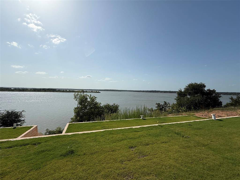 Granbury, Texas 76049, United States, 5 Bedrooms Bedrooms, ,6 BathroomsBathrooms,Residential,Active,157254