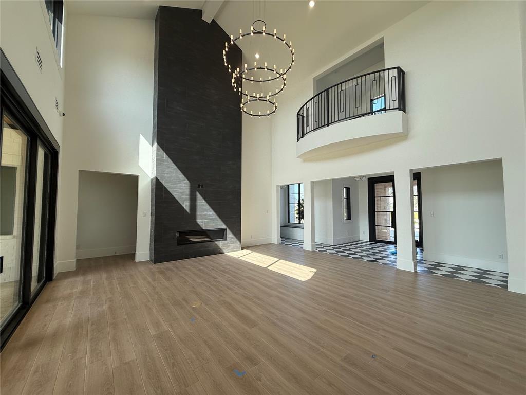 Granbury, Texas 76049, United States, 5 Bedrooms Bedrooms, ,6 BathroomsBathrooms,Residential,Active,157254