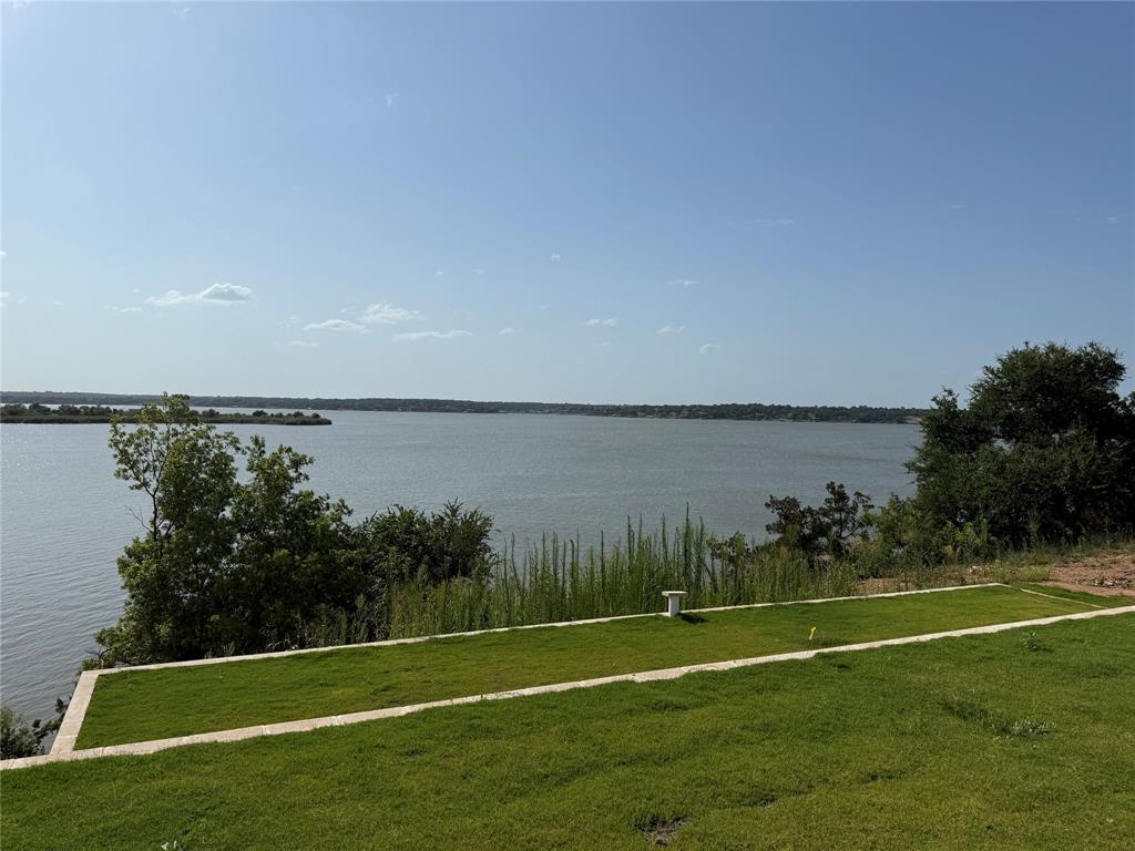 Granbury, Texas 76049, United States, 5 Bedrooms Bedrooms, ,6 BathroomsBathrooms,Residential,Active,157254