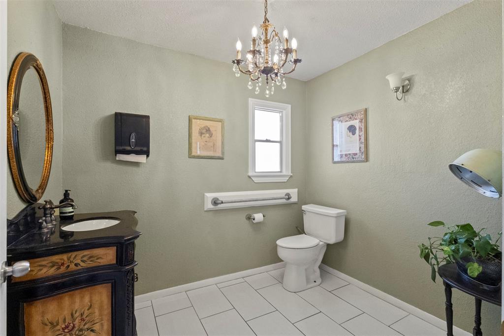 Historic Downtown - Commercial Sale