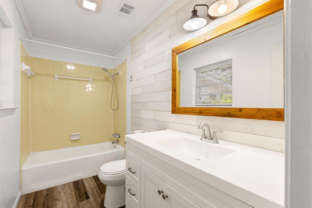 S5036 SOUTHGATE ADDITION # 2 LOT 13 ACRES .3375 - Residential