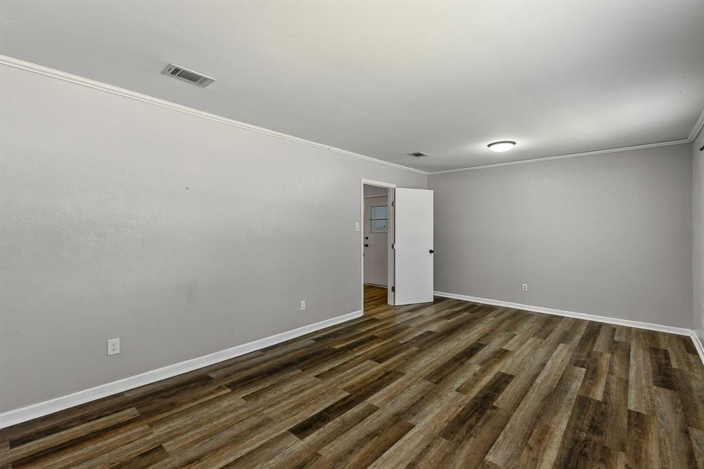 S5036 SOUTHGATE ADDITION # 2 LOT 13 ACRES .3375 - Residential