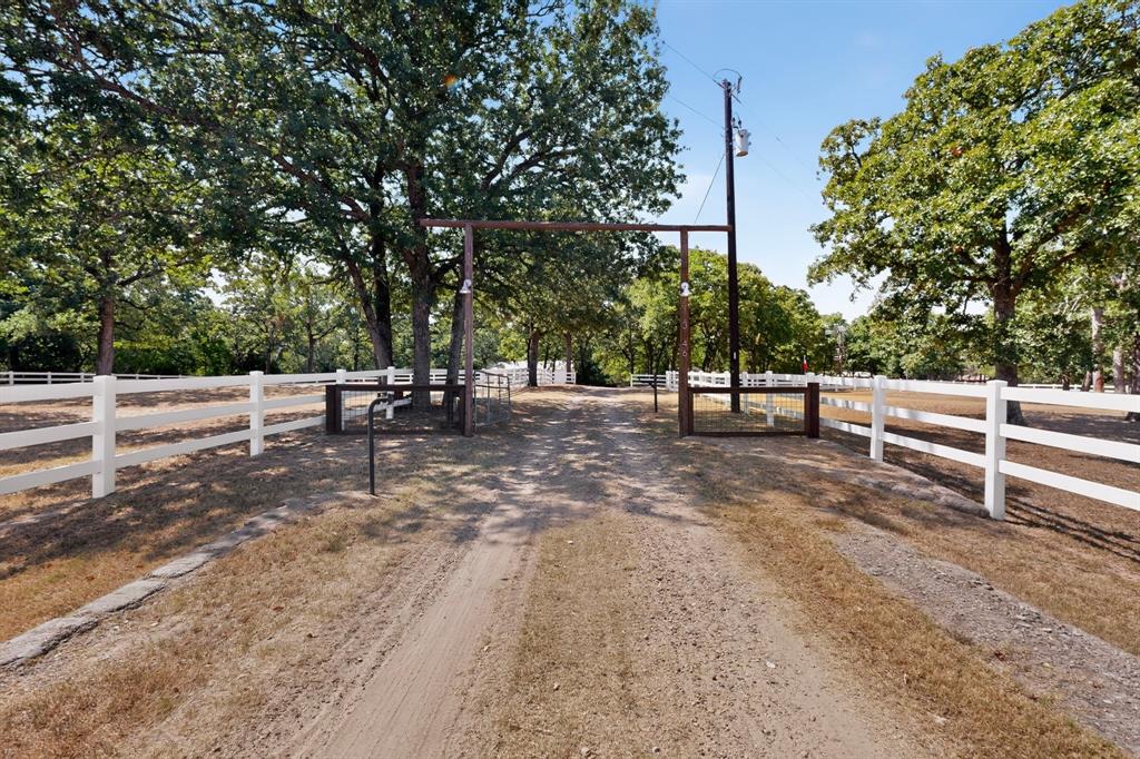 3546 Private Rd 2562