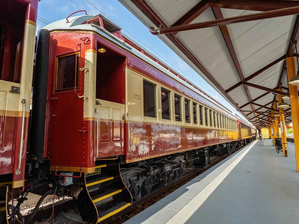 Grapevine, Texas 76051, United States, 2 Bedrooms Bedrooms, ,1 BathroomBathrooms,Residential,Active,5312