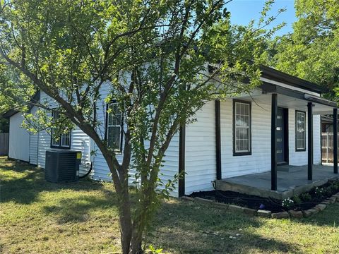 Tiny photo for 309 S Louisiana Street, Celina, TX 75009 (MLS # 21101946)