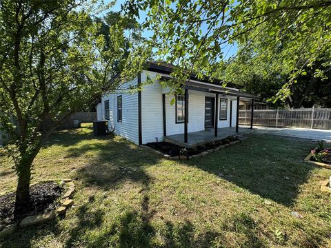 Tiny photo for 309 S Louisiana Street, Celina, TX 75009 (MLS # 21101946)