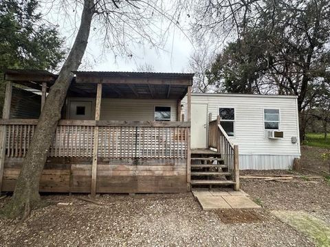 903 Pawnee Trail Granbury TX 76048