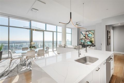 Photo of 3031 Oliver Street #2007, Dallas, TX 75205 (MLS # 21160572)