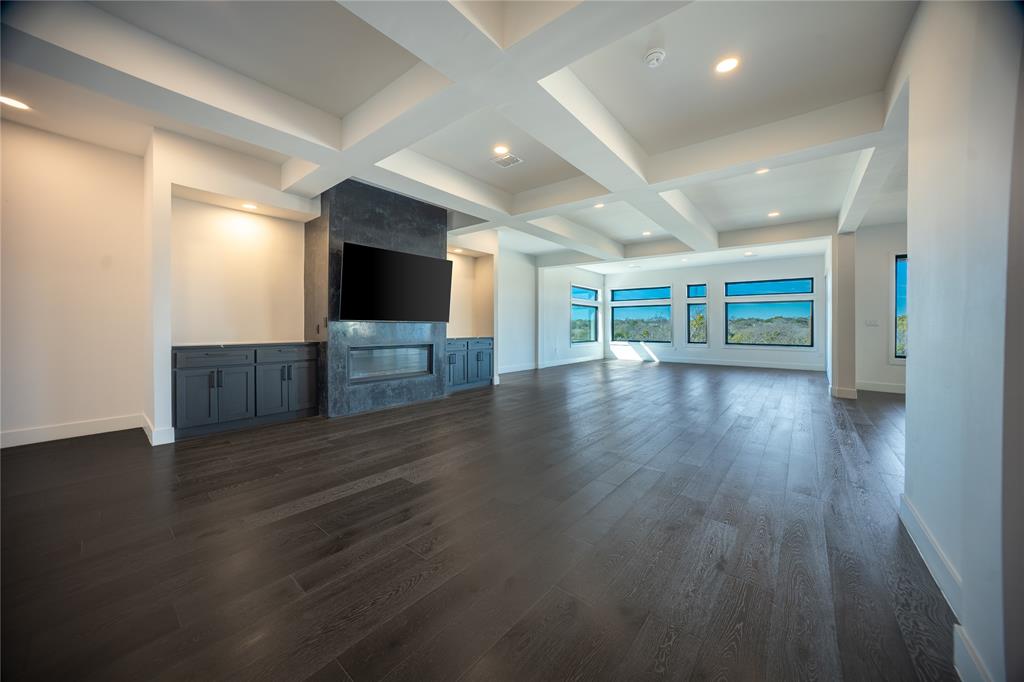 4732 Villa Terrace
