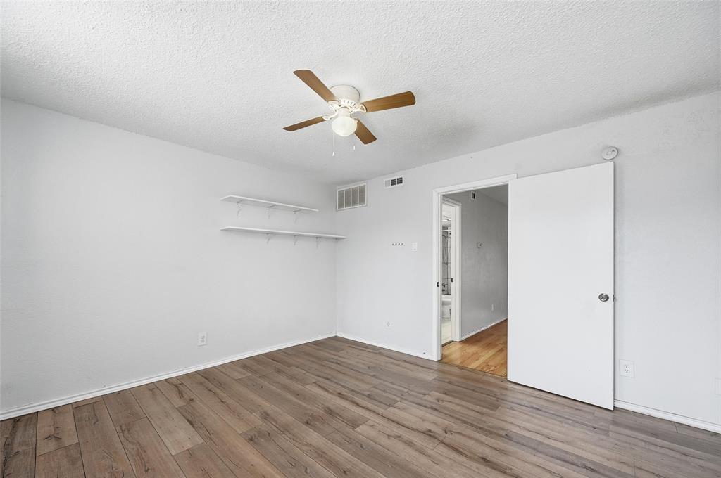 Holly Oaks Twnhms - Residential