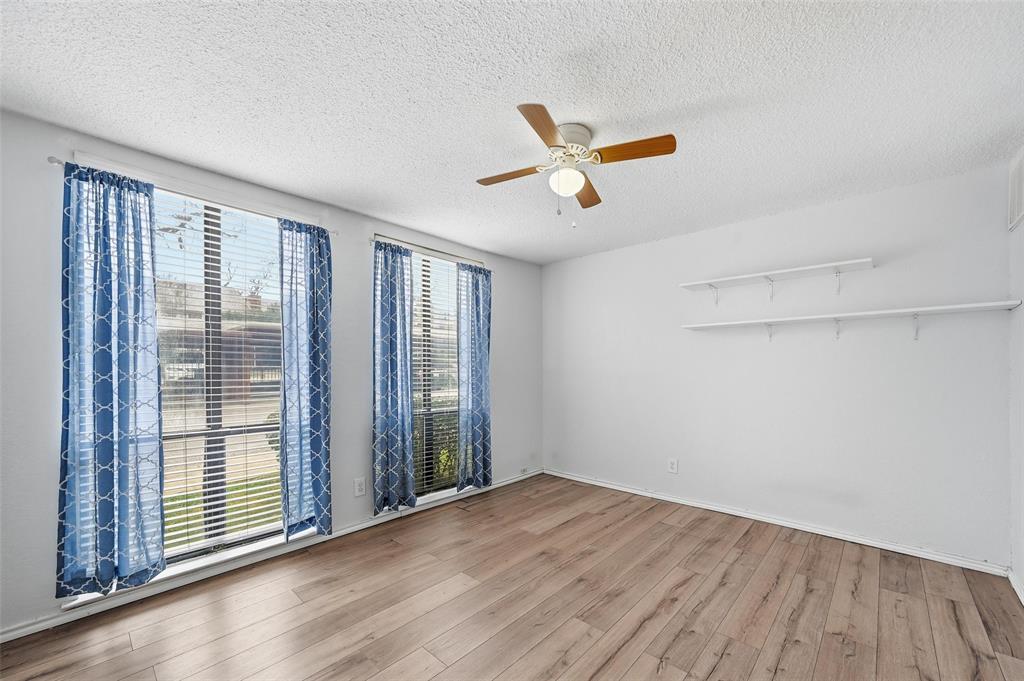 Holly Oaks Twnhms - Residential