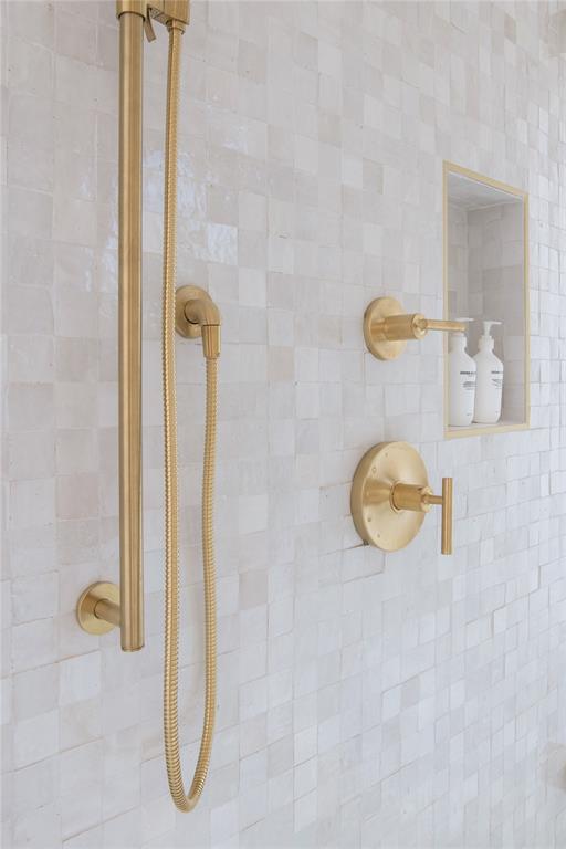 Midway Highlands - Residential