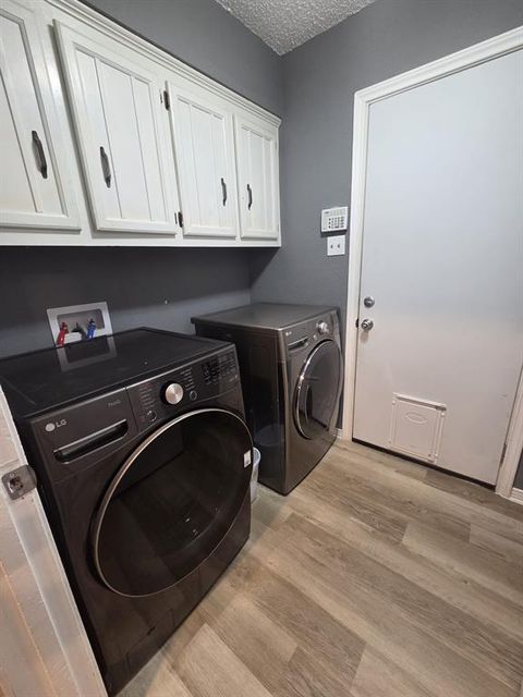 Tiny photo for 521 Newcastle Drive, DeSoto, TX 75115 (MLS # 21223760)