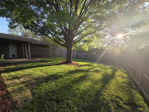 Tiny photo for 521 Newcastle Drive, DeSoto, TX 75115 (MLS # 21223760)