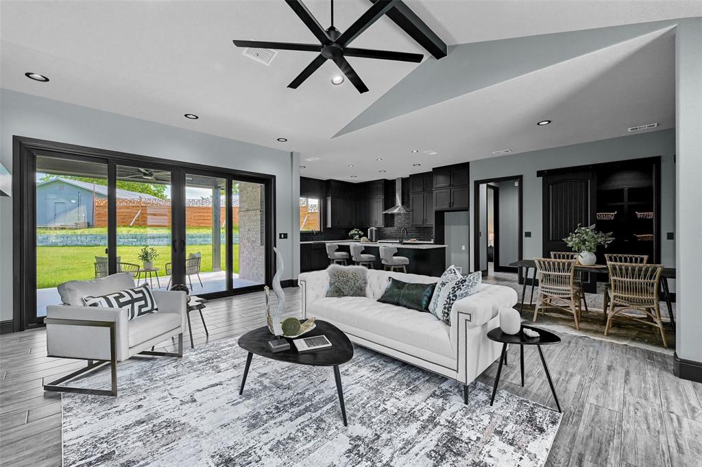 58 Lone Oak Boulevard