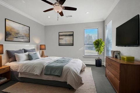 A home in Lake Kiowa