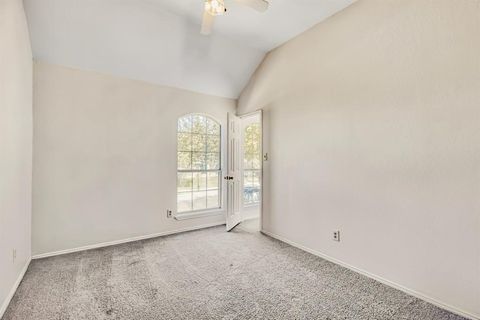 Tiny photo for 1514 Mission Ridge Trail, Carrollton, TX 75007 (MLS # 21192126)